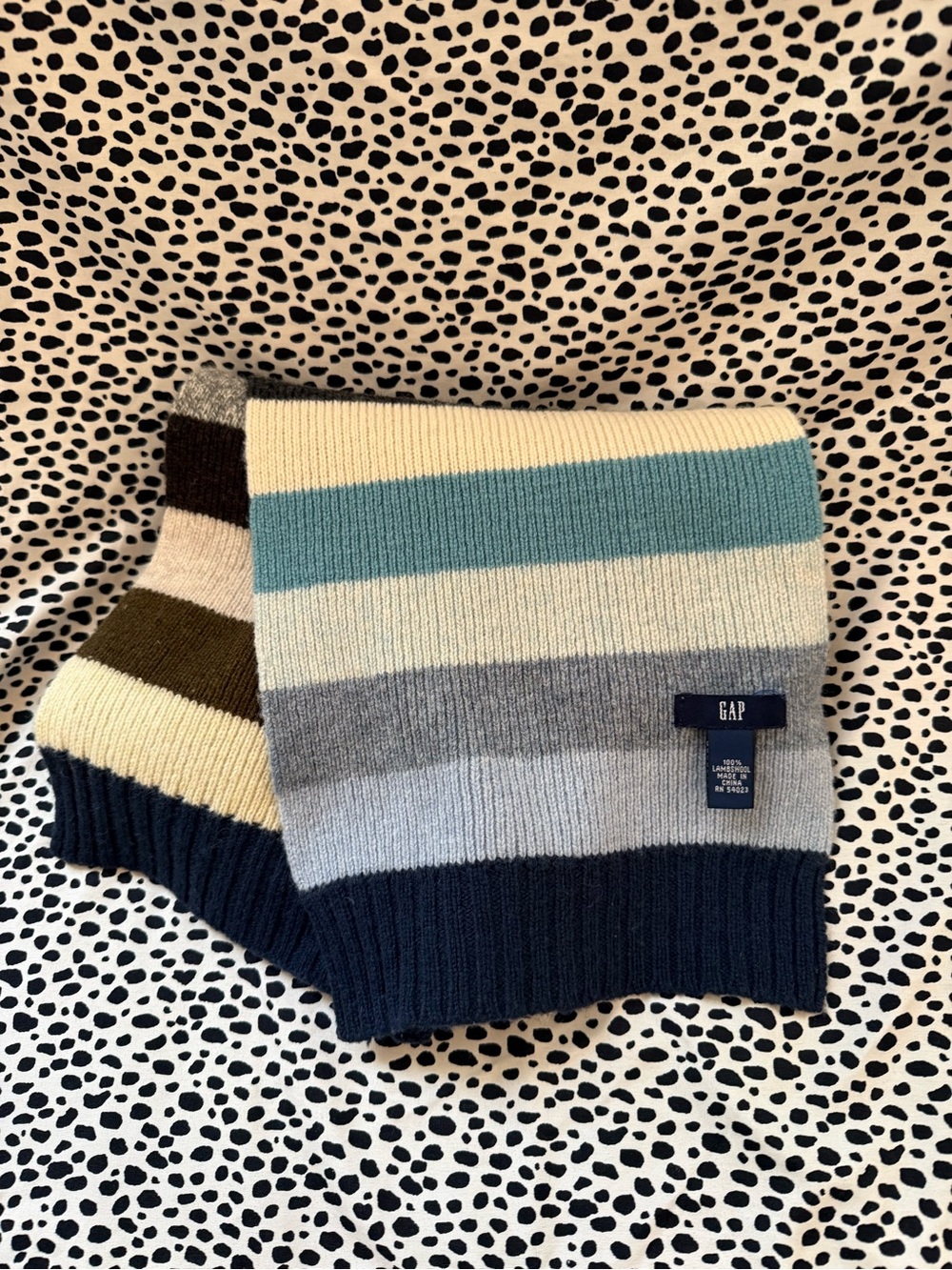 GAP Striped 100% Lambswool Knit Scarf in Navy, Light Blue, Cream, Gray, Brown